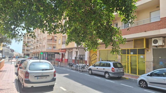 Image No.26-2 Bed Apartment for sale