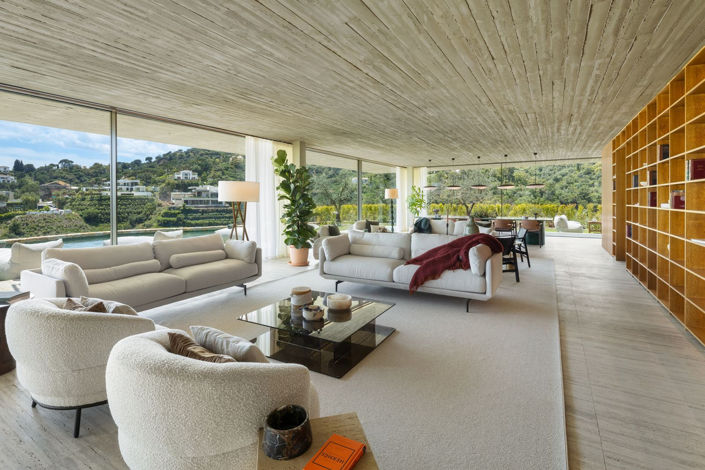 Image No.2-7 Bed Villa for sale