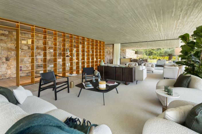 Image No.4-7 Bed Villa for sale