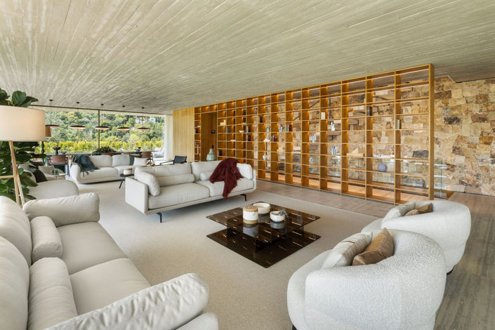 Image No.5-7 Bed Villa for sale