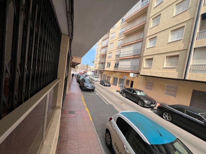Image No.20-3 Bed Apartment for sale