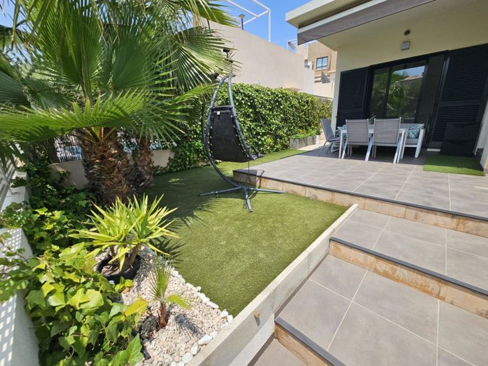 Image No.19-3 Bed Villa for sale