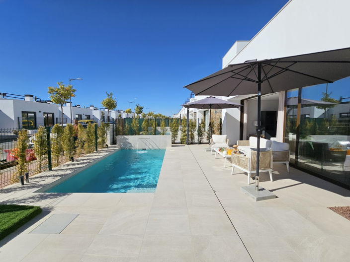 Image No.17-4 Bed Villa for sale