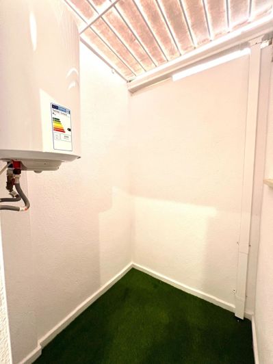 Image No.19-3 Bed Townhouse for sale