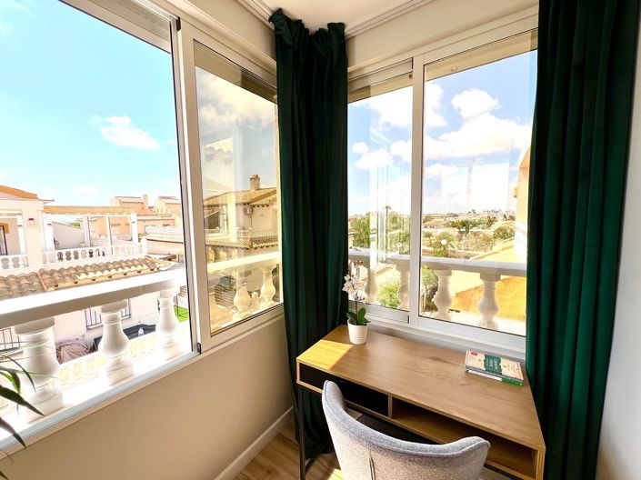 Image No.35-3 Bed Townhouse for sale