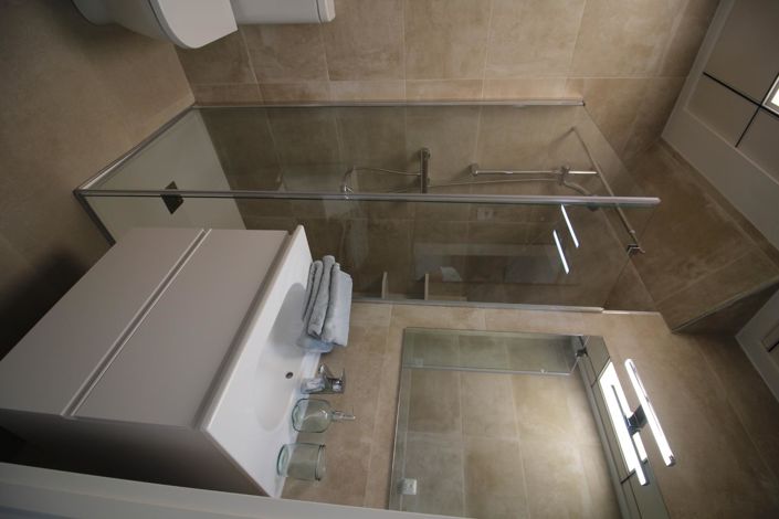 Image No.14-3 Bed Property for sale