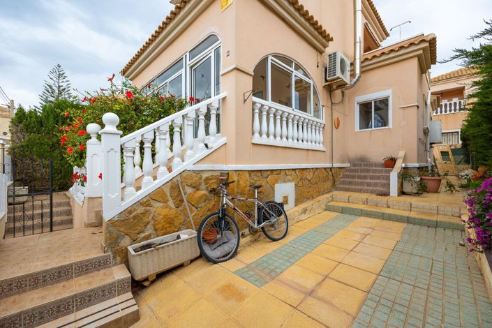 Image No.35-Villa de 3 chambres à vendre à Orihuela Costa