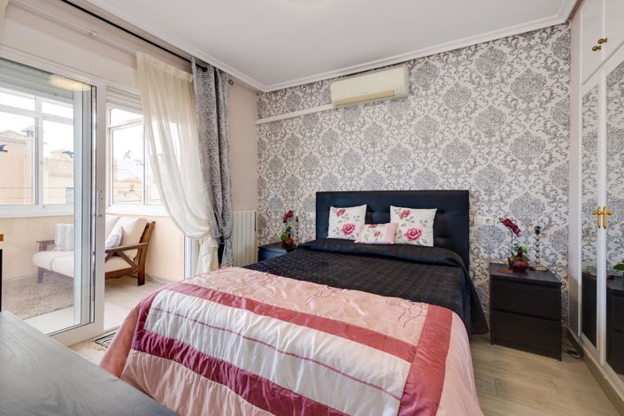 Image No.7-Villa de 3 chambres à vendre à Orihuela Costa