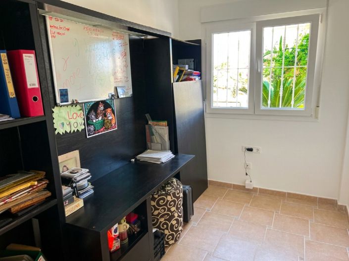 Image No.29-3 Bed Villa for sale