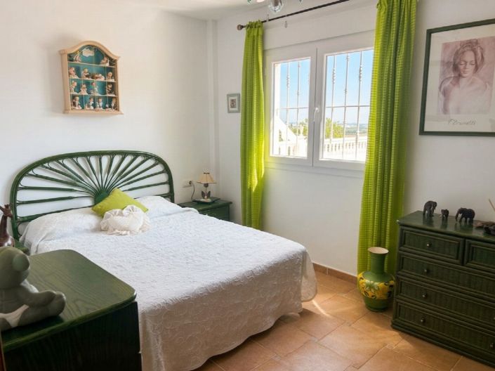 Image No.37-3 Bed Villa for sale