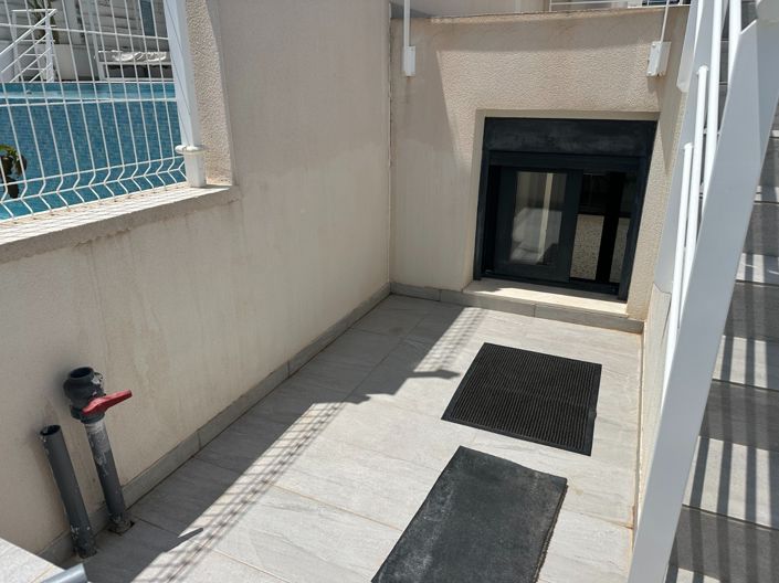 Image No.17-5 Bed Villa for sale