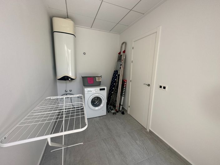 Image No.7-5 Bed Villa for sale