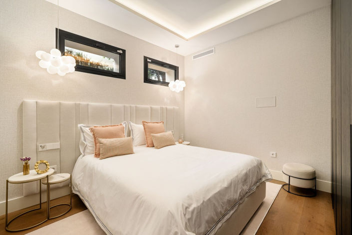 Image No.45-6 Bed Townhouse for sale