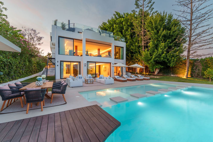 Image No.50-6 Bed Townhouse for sale