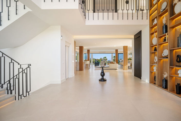 Image No.7-6 Bed Townhouse for sale