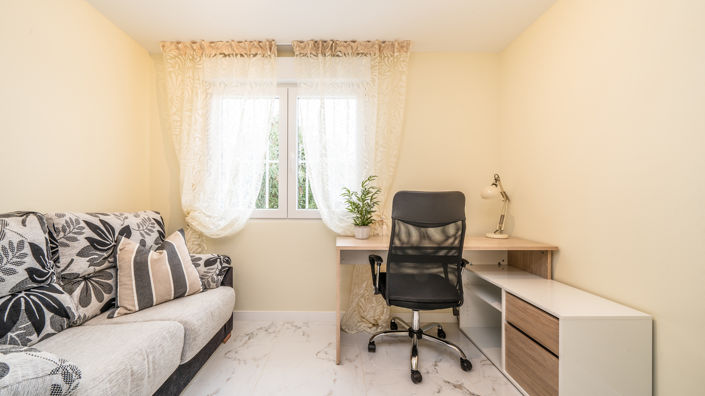 Image No.10-3 Bed Bungalow for sale