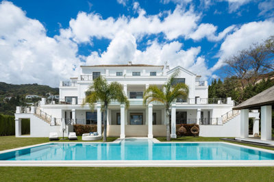 5 Bed Villa for sale