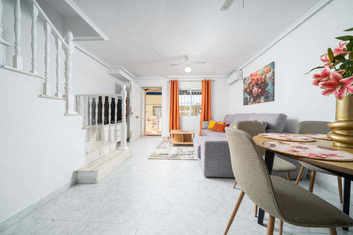 Image No.7-4 Bed Townhouse for sale