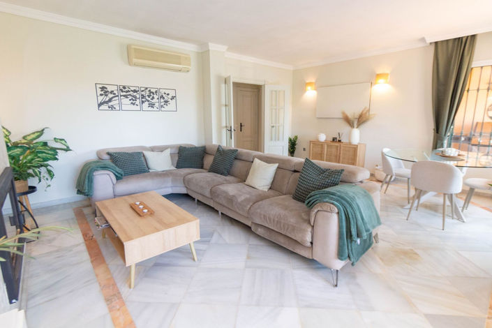 Image No.1-3 Bed Townhouse for sale