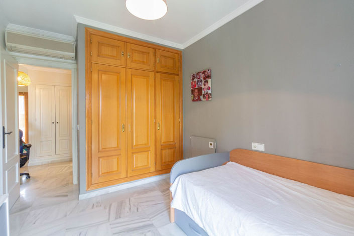 Image No.31-3 Bed Townhouse for sale