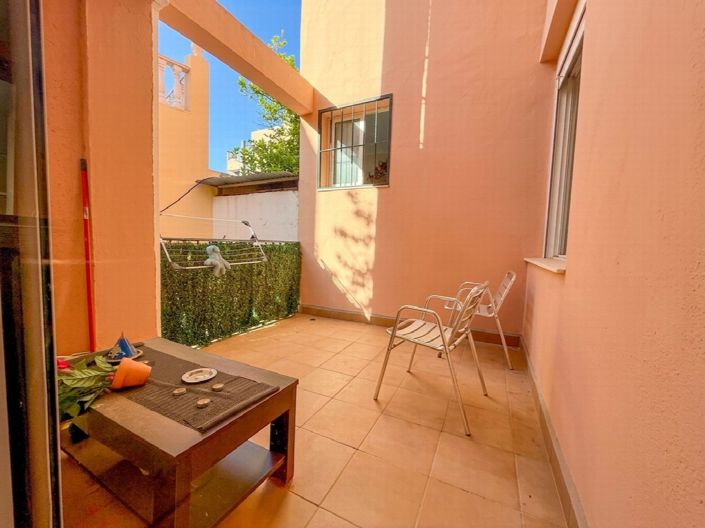 Image No.23-5 Bed Apartment for sale