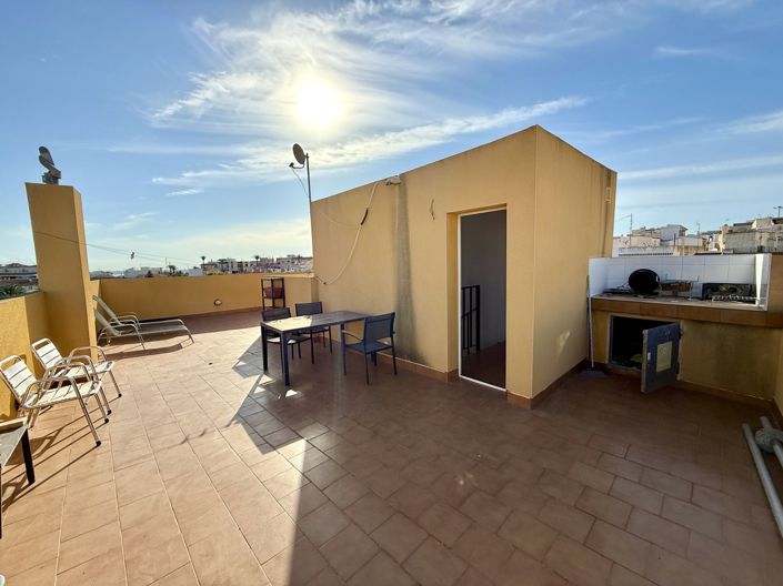 Image No.27-5 Bed House for sale
