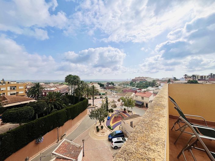 Image No.35-5 Bed House for sale