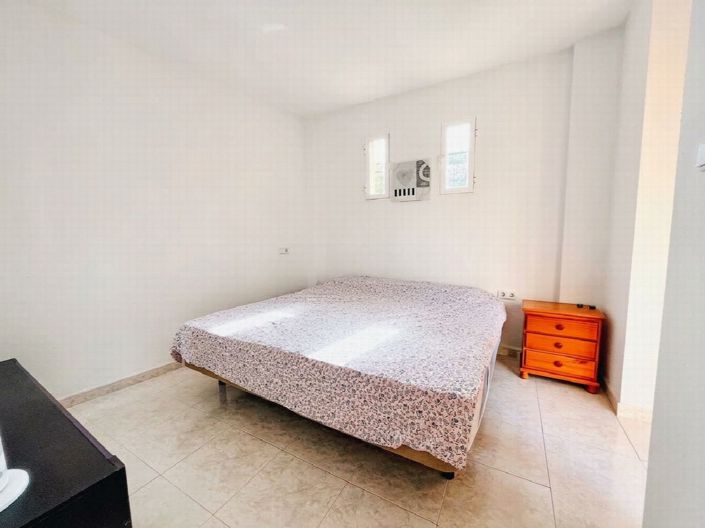 Image No.9-5 Bed Apartment for sale