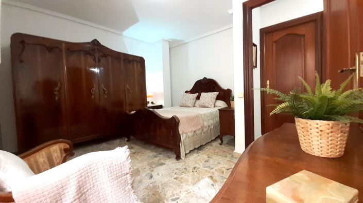 Image No.31-Appartement de 4 chambres à vendre à Torrevieja