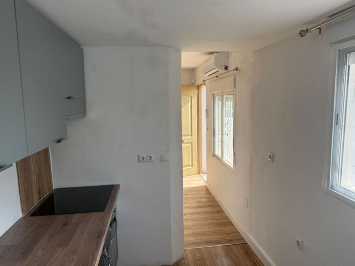 Image No.14-3 Bed Townhouse for sale