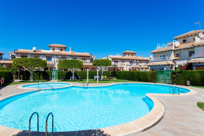 Image No.36-2 Bed Bungalow for sale