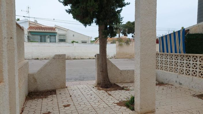 Image No.1-3 Bed Townhouse for sale