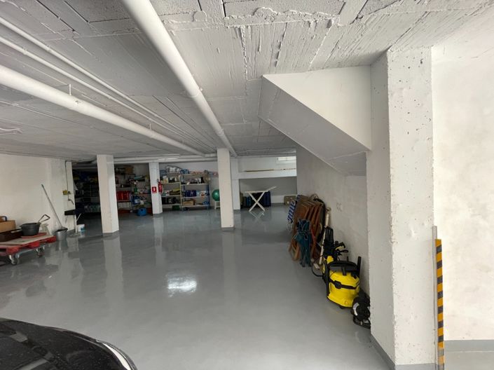 Image No.13-4 Bed Townhouse for sale