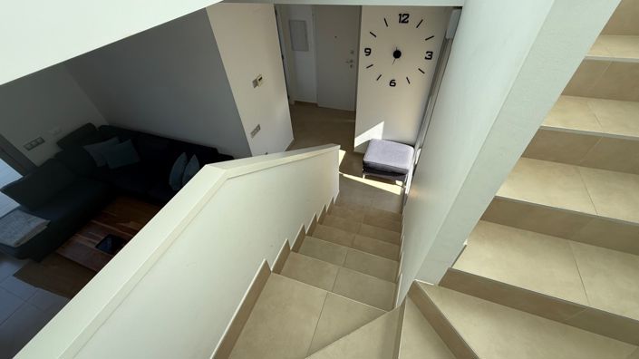 Image No.24-3 Bed Villa for sale