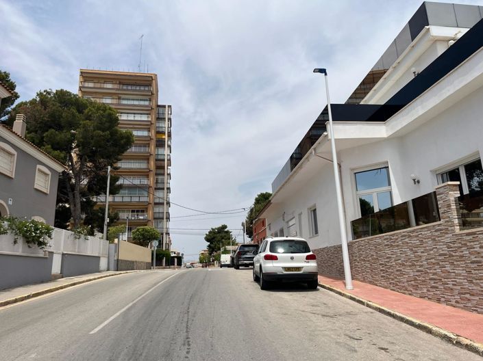 Image No.42-3 Bed Duplex for sale