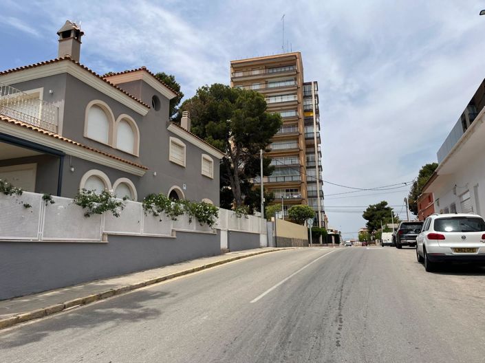 Image No.45-3 Bed Duplex for sale