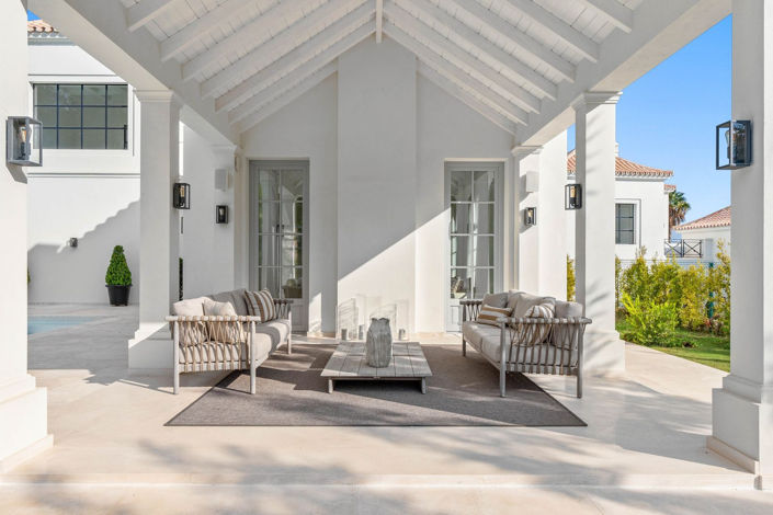 Image No.4-4 Bed Villa for sale