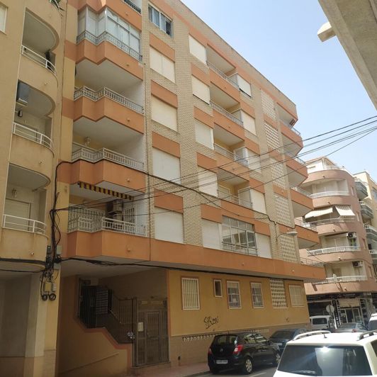 Image No.1-3 Bed Apartment for sale