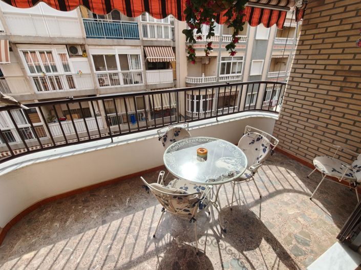 Image No.1-Appartement de 2 chambres à vendre à Torrevieja