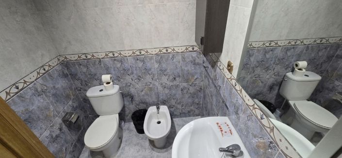 Image No.18-4 Bed Apartment for sale