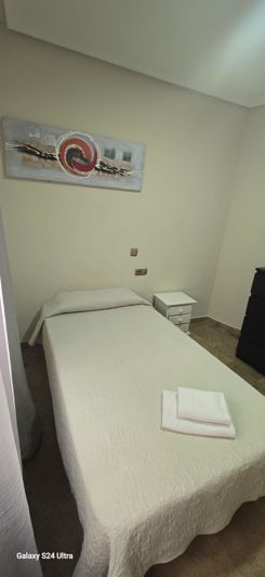 Image No.8-3 Bed Apartment for sale