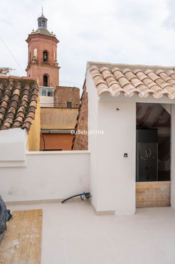 Image No.26-2 Bed Property for sale