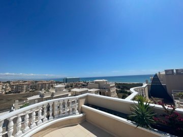 3 Bed Apartment for sale