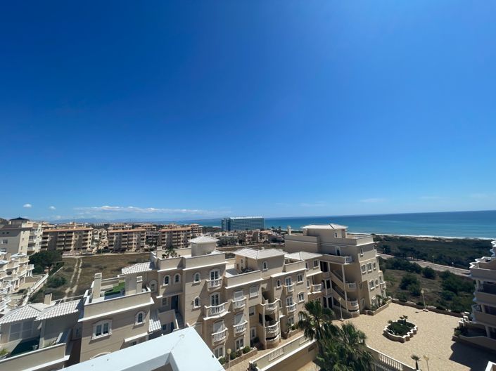 Image No.19-3 Bed Apartment for sale