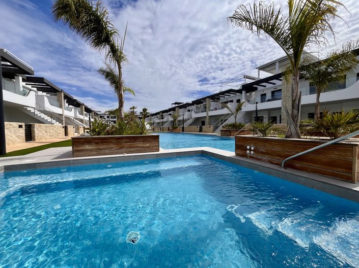 Image No.1-3 Bed Apartment for sale