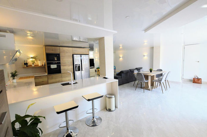 Image No.20-3 Bed House for sale