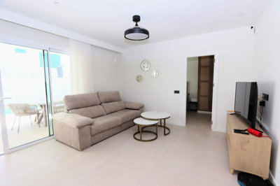 7-aa4cc561180b369757c0bb4af9886cd3