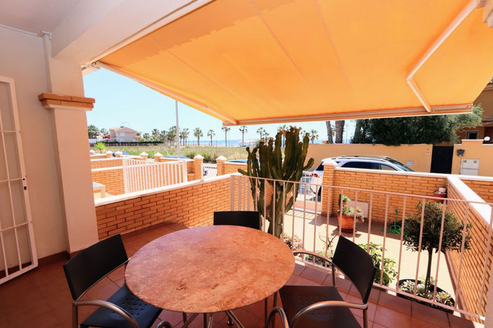 Image No.1-3 Bed House for sale