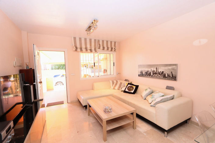 Image No.11-3 Bed House for sale