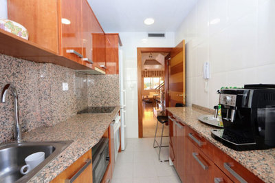 15-11d12f2f454f2f5e9b981fdd8b901d51